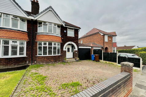 Sundial Road, Stockport SK2 3 bed semi