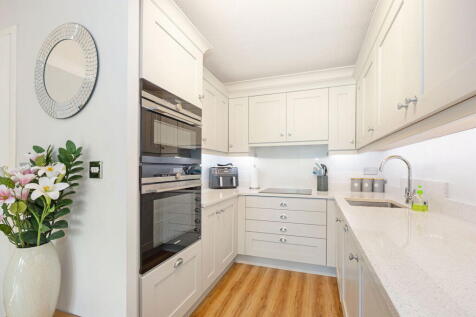 Whitehall Road, Sale M33 2 bed retirement property for sale