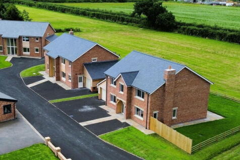 Moss Lane, Preston PR4 4 bed detached house for sale