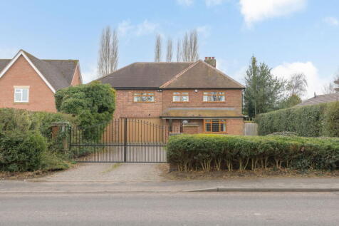 6 bedroom detached house for sale
