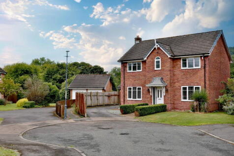 The Shires, Abergavenny NP7 4 bed detached house for sale