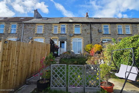 Eridge Road, Pontypool NP4 4 bed terraced house for sale