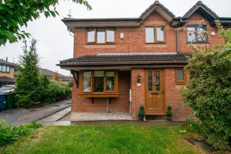 4 bedroom semi-detached house for sale