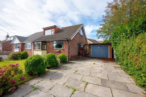 3 bedroom semi-detached bungalow for sale