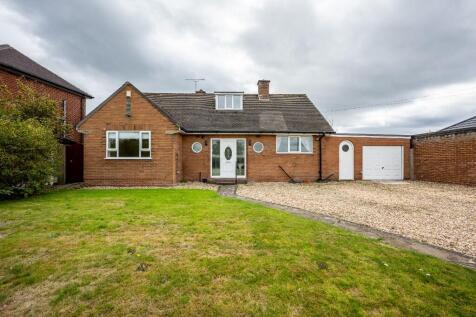 Aughton, Ormskirk L39 2 bed detached bungalow for sale