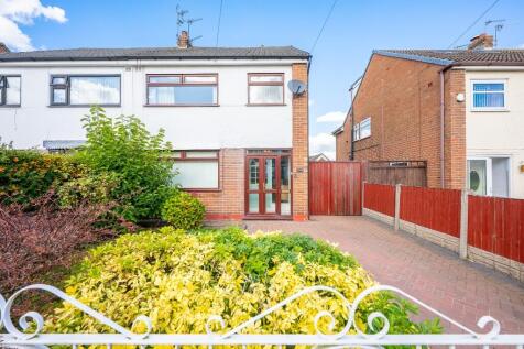 4 bedroom semi-detached house for sale