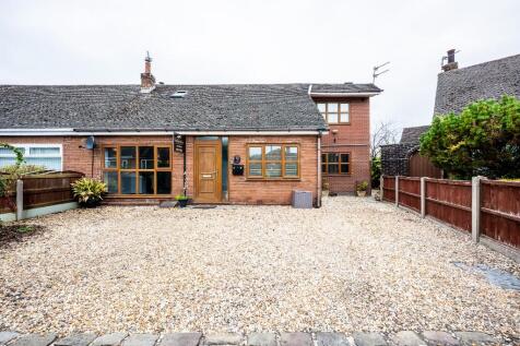 4 bedroom semi-detached bungalow for sale
