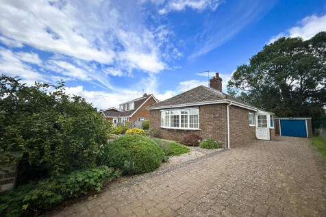 3 bedroom detached bungalow for sale