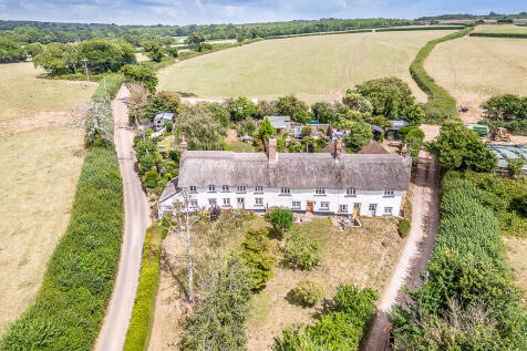 3 bedroom cottage for sale
