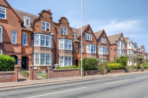 Cromer 6 bed terraced house for sale