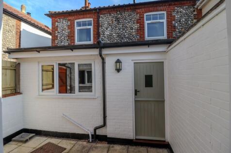 East Runton 4 bed cottage for sale