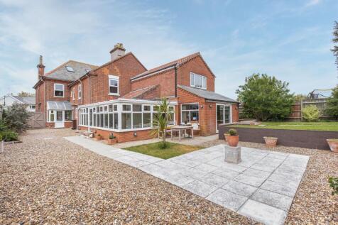 Mundesley 10 bed detached house for sale