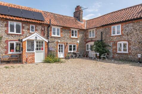 A beautifully presented brick and... 2 bed terraced house for sale