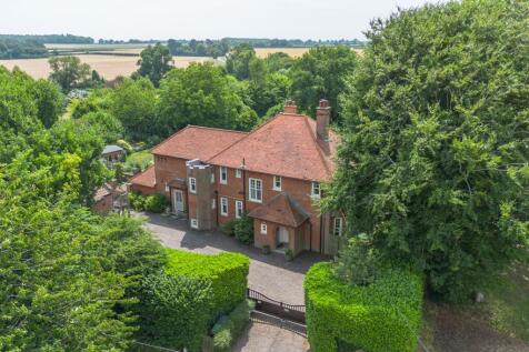 West Beckham 5 bed character property for sale