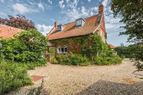 A Charming Grade II Listed Cottage in... 4 bed detached house for sale