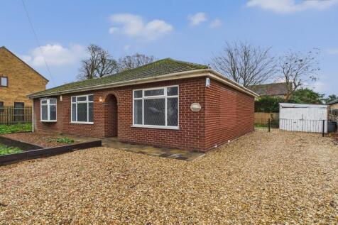 2 bedroom detached bungalow for sale