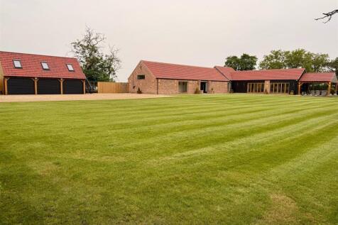 4 bedroom barn conversion for sale