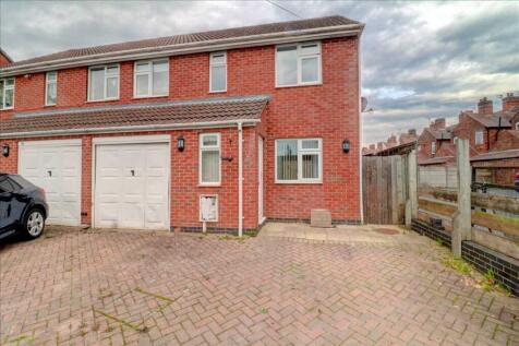 4 bedroom semi-detached house for sale