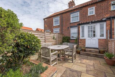 Thornham 2 bed cottage for sale
