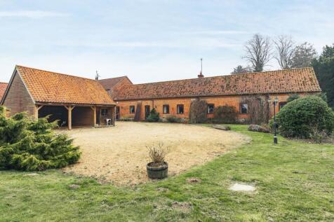Stanhoe 3 bed barn conversion for sale