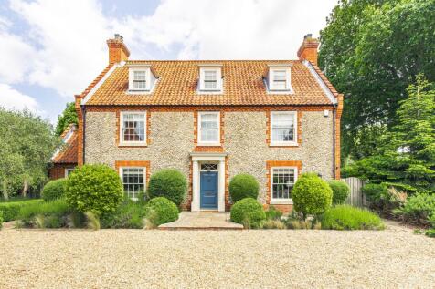 Exceptional Five Bedroom Coastal Home... 5 bed detached house for sale