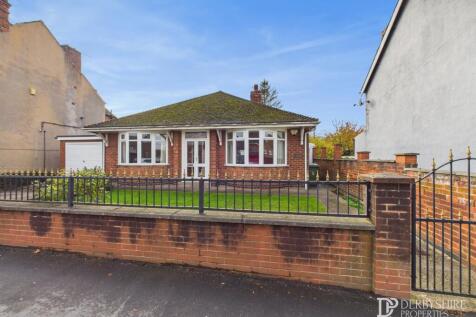 3 bedroom detached bungalow for sale