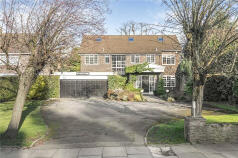 5 bedroom detached house for sale
