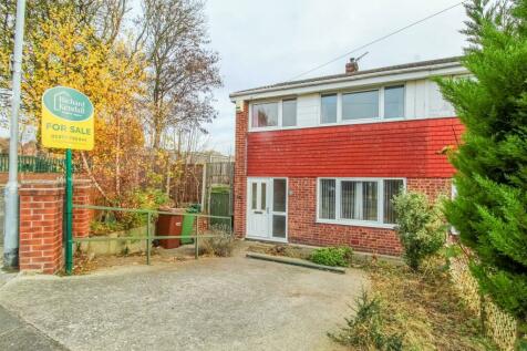 3 bedroom semi-detached house for sale