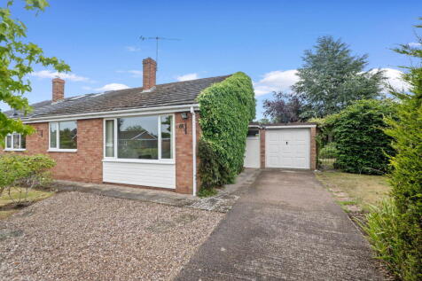 2 bedroom semi-detached bungalow for sale