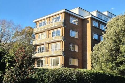 Chine Crescent, Bournemouth, Dorset, BH2 3 bed apartment for sale
