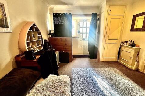 St. Michaels Road, Bournemouth... Studio for sale