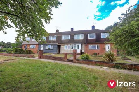 Foxlydiate Crescent, Batchley, Redditch 3 bed terraced house for sale