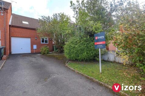 Enfield Road, Hunt End, Redditch 3 bed end of terrace house for sale