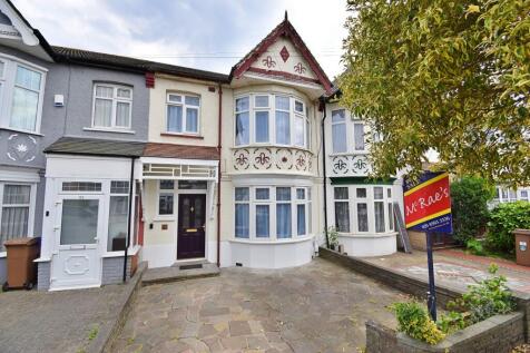 Rowden Road, Chingford, London. E4 8SD 3 bed terraced house for sale