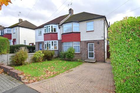 Linthorpe Road, Cockfosters, Barnet... 3 bed semi