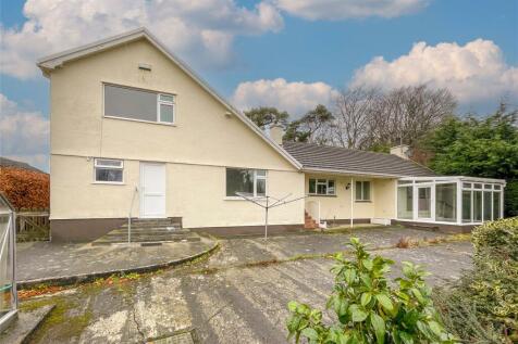 Lon Ganol, Llandegfan, Menai Bridge... 4 bed detached house for sale