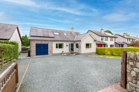Craig Y Pandy, Tregarth, Gwynedd, LL57 2 bed bungalow for sale