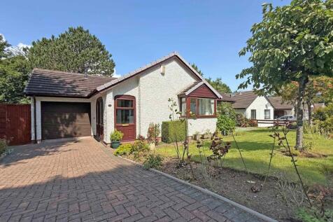 Parc Isaf, Llanfairfechan, Conwy, LL33 3 bed bungalow for sale