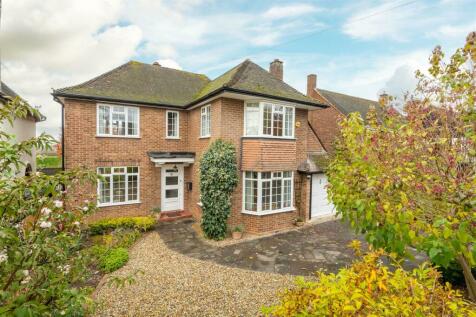 3 bedroom detached house for sale