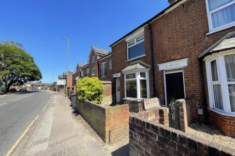 Grove Road, Hitchin 2 bed end of terrace house for sale