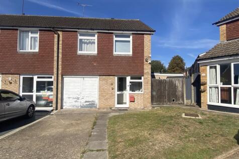 Franklin Gardens, Hitchin 4 bed end of terrace house for sale