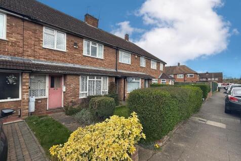 Byron Road, L & D Borders, Luton... 3 bed terraced house for sale
