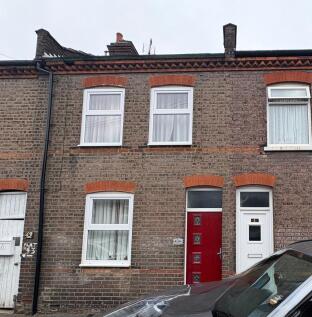 Wimborne Road, Luton, Bedfordshire... 3 bed terraced house for sale