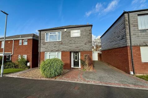Sherborne Avenue, Old Bedford Road... 3 bed detached house for sale