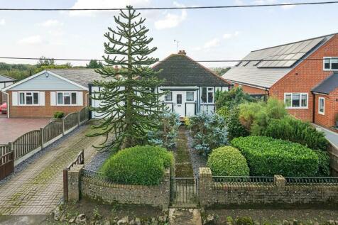 2 bedroom detached bungalow for sale