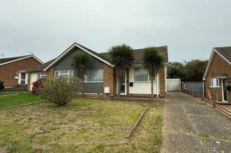 2 bedroom semi-detached bungalow for sale