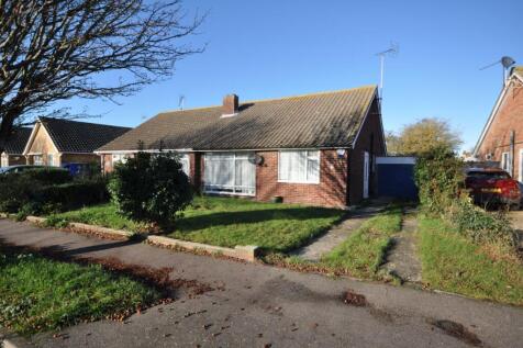 2 bedroom semi-detached bungalow for sale