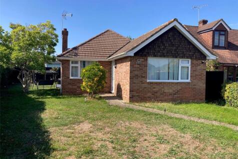 Commonfields, West End, Woking... 2 bed bungalow for sale