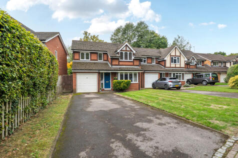 Rubus Close, West End, Woking... 4 bed detached house for sale