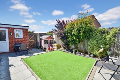 Severn Road, Lordswood, Chatham, ME5 2 bed end of terrace house for sale